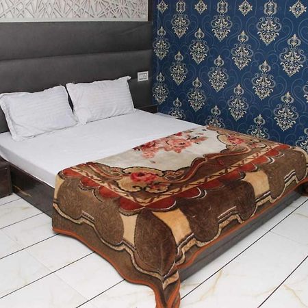 Zirakpur Hotel O Food Plaza מראה חיצוני תמונה