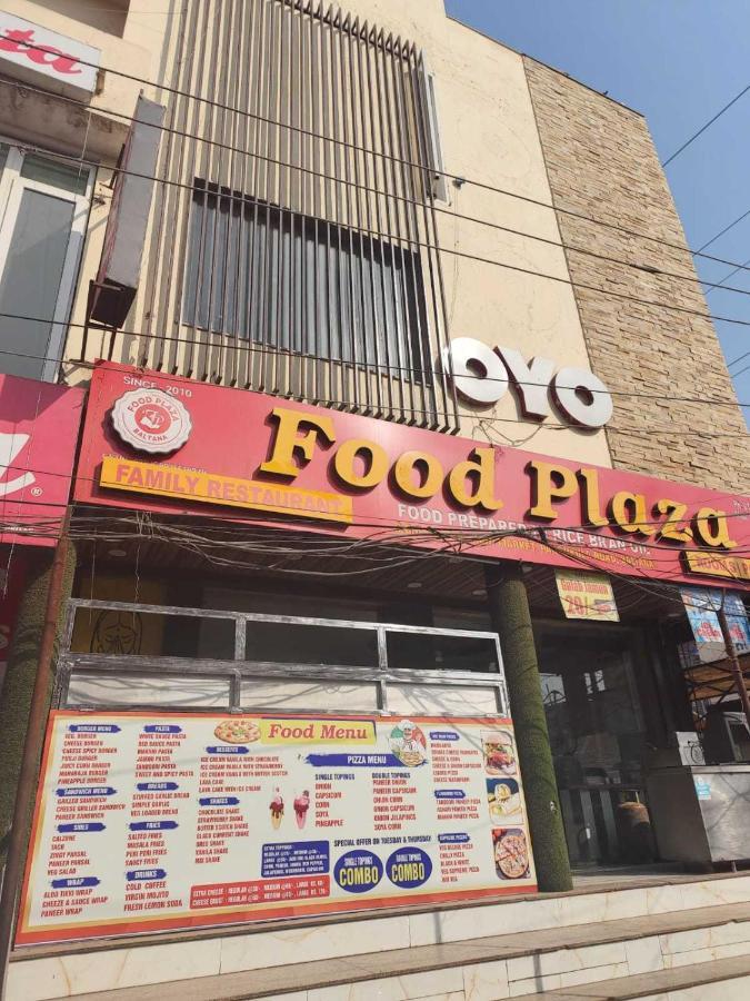 Zirakpur Hotel O Food Plaza מראה חיצוני תמונה
