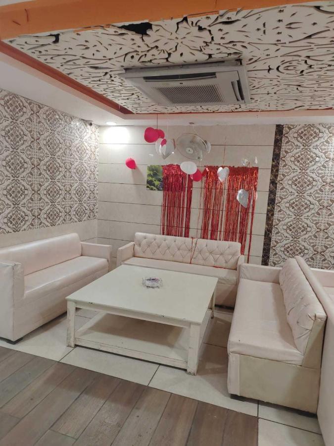 Zirakpur Hotel O Food Plaza מראה חיצוני תמונה